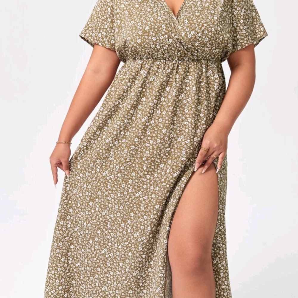 Floral Print Maxi Dress in Olive Green